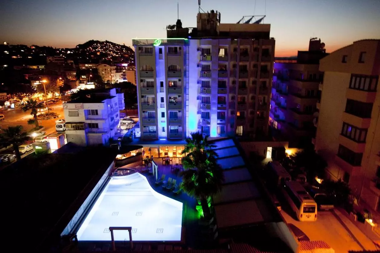 DABAKLAR_SHABAVIZ (3).jpg